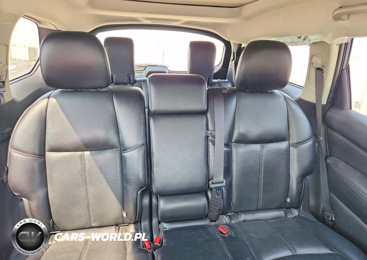 2018 Nissan Pathfinder S VIN:5N1DR2MN4JC608799 - 10
