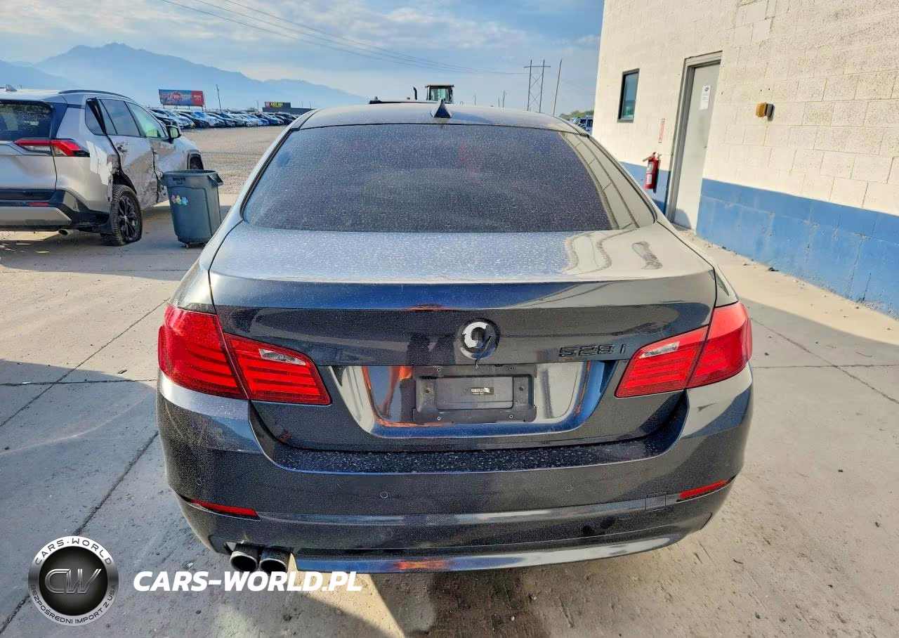 2011 BMW 528 I VIN:WBAFR1C50BC750901 - 6