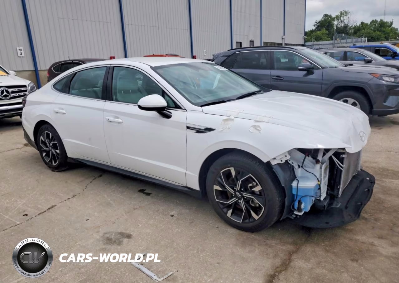 2025 Hyundai Sonata Sel VIN:KMHL64JA7SA506556 - 4