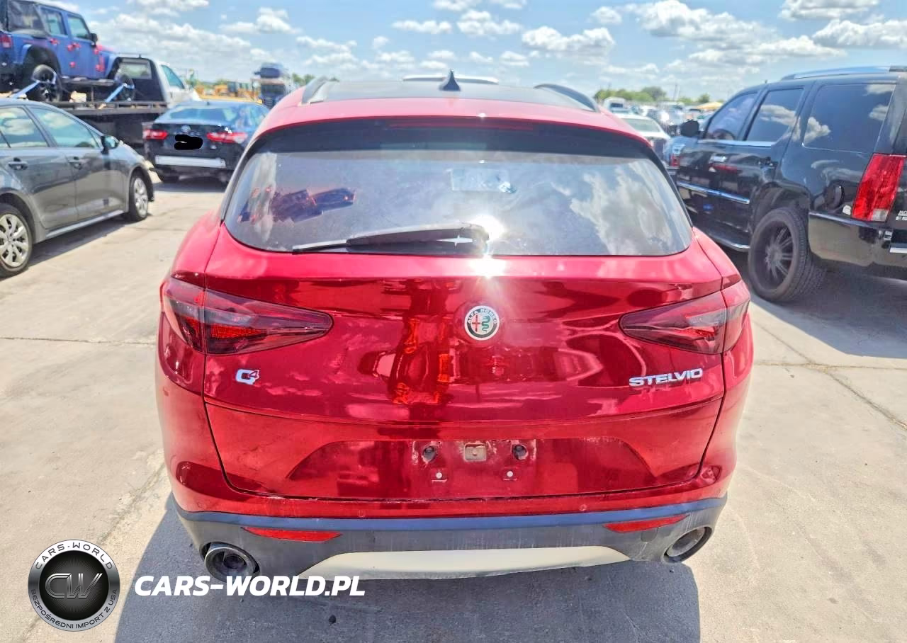 2018 Alfa Romeo Stelvio Sport VIN:ZASFAKPN0J7B98941 - 6
