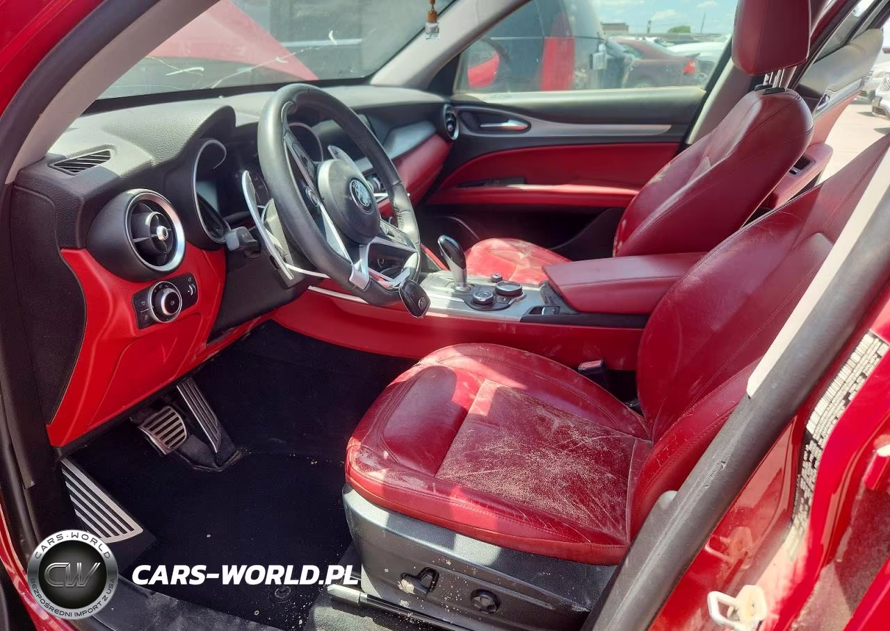 2018 Alfa Romeo Stelvio Sport VIN:ZASFAKPN0J7B98941 - 7