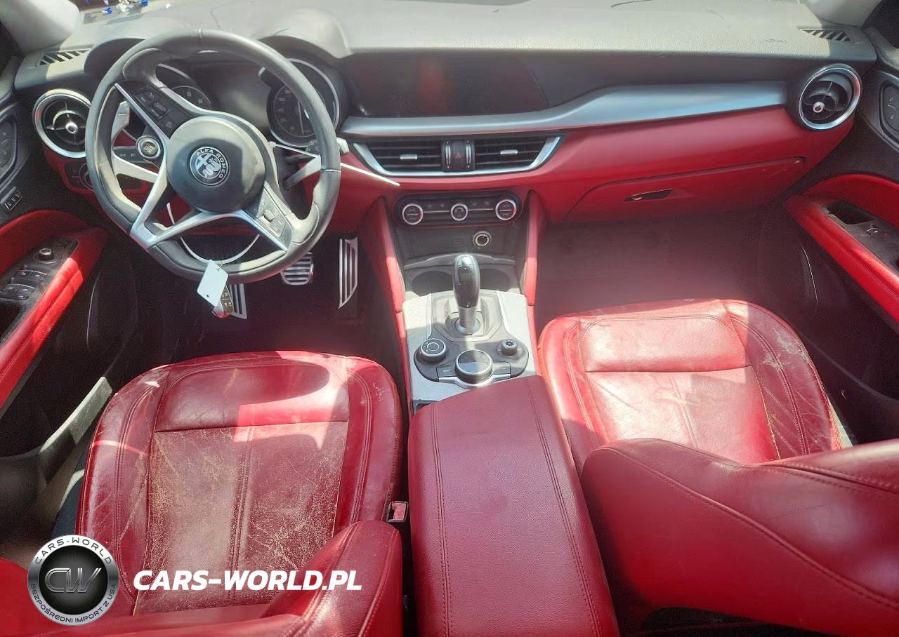 2018 Alfa Romeo Stelvio Sport VIN:ZASFAKPN0J7B98941 - 8