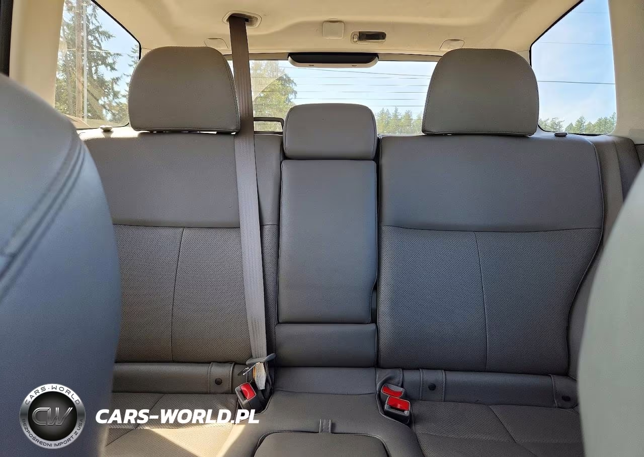 2013 Subaru Forester Touring VIN:JF2SHAGC8DH441987 - 10