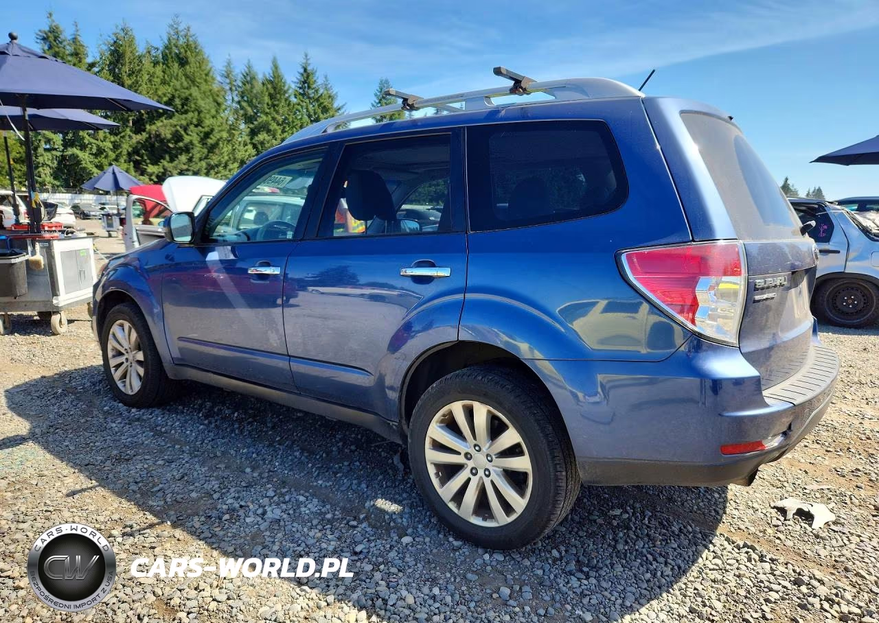 2013 Subaru Forester Touring VIN:JF2SHAGC8DH441987 - 2