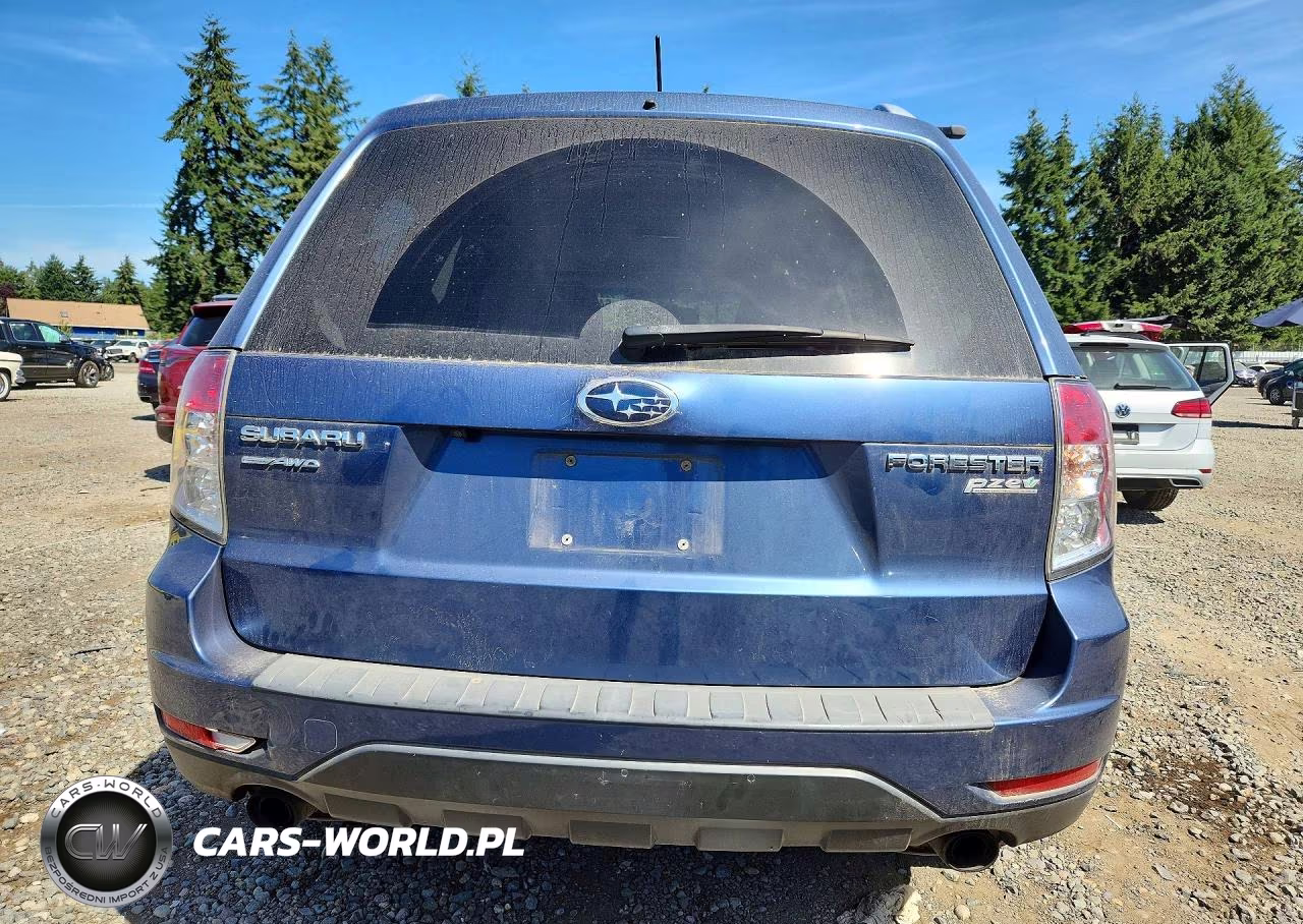 2013 Subaru Forester Touring VIN:JF2SHAGC8DH441987 - 6