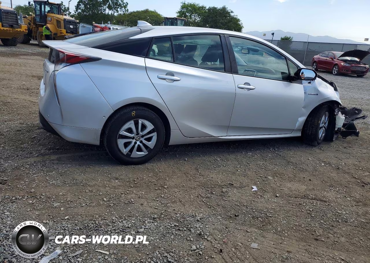 2016 Toyota Prius Four VIN:JTDKARFU9G3508125 - 3
