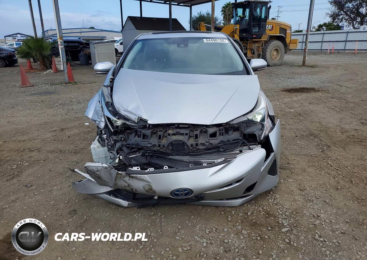 2016 Toyota Prius Four VIN:JTDKARFU9G3508125 - 5