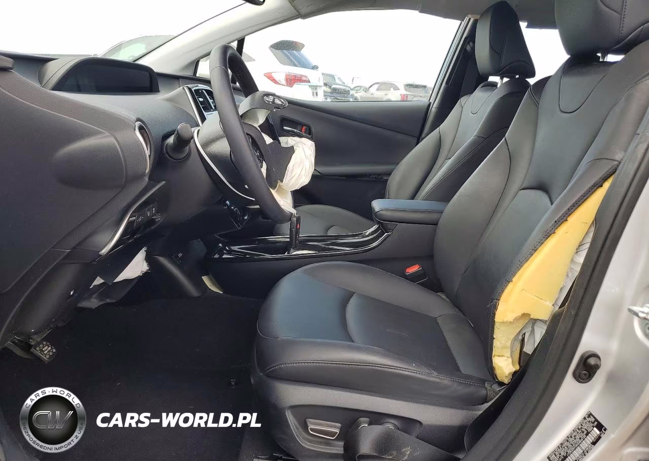 2016 Toyota Prius Four VIN:JTDKARFU9G3508125 - 7