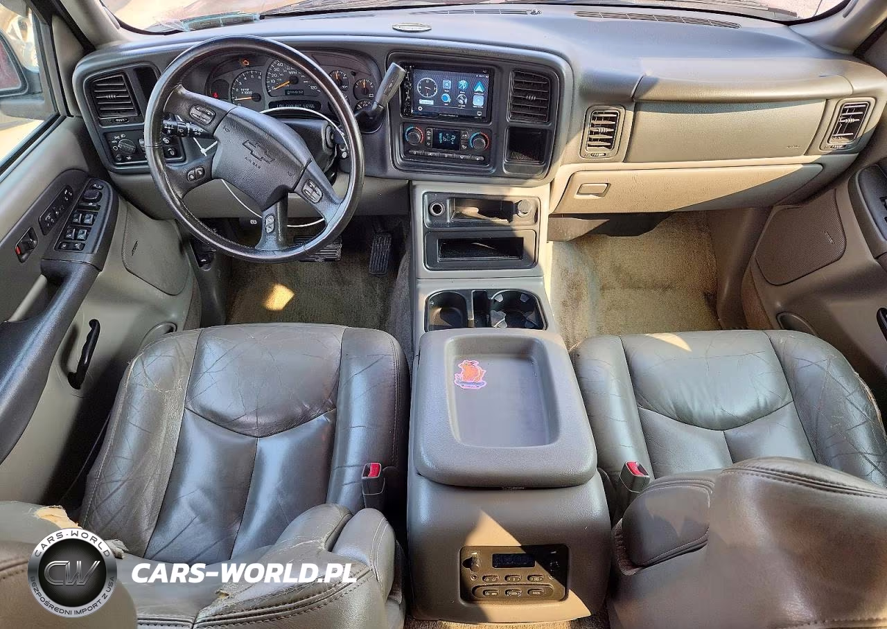 2003 Chevrolet Suburban C1500 VIN:1GNEC16Z53J245388 - 8