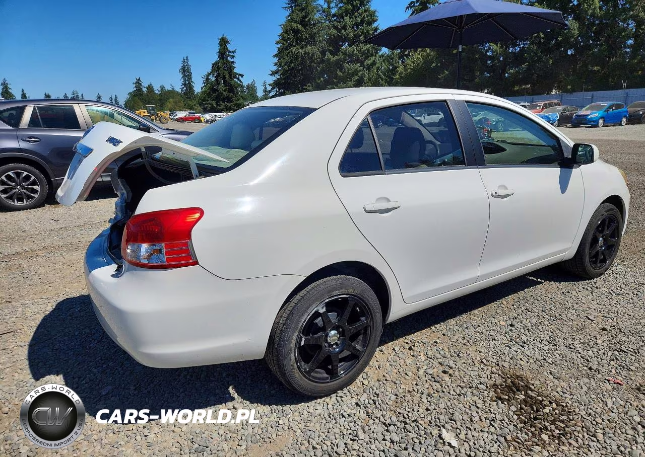 2011 Toyota Yaris Base VIN:JTDBT4K31B1406199 - 3