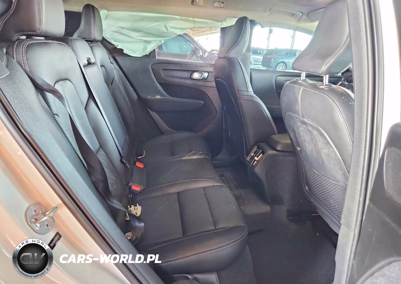 2023 Volvo Xc40 Ultimate VIN:YV4L12UX2P2943841 - 11
