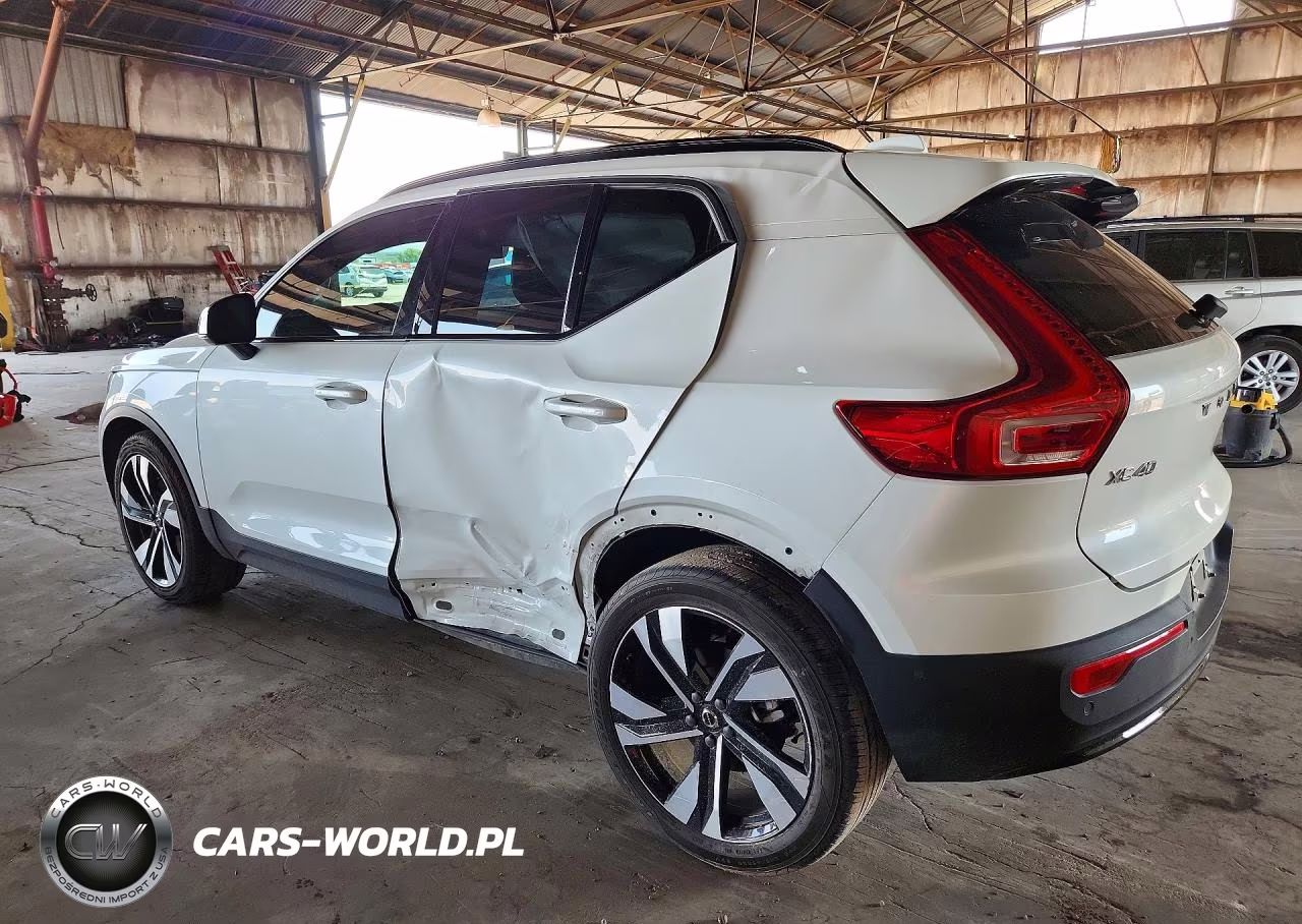 2023 Volvo Xc40 Ultimate VIN:YV4L12UX2P2943841 - 2