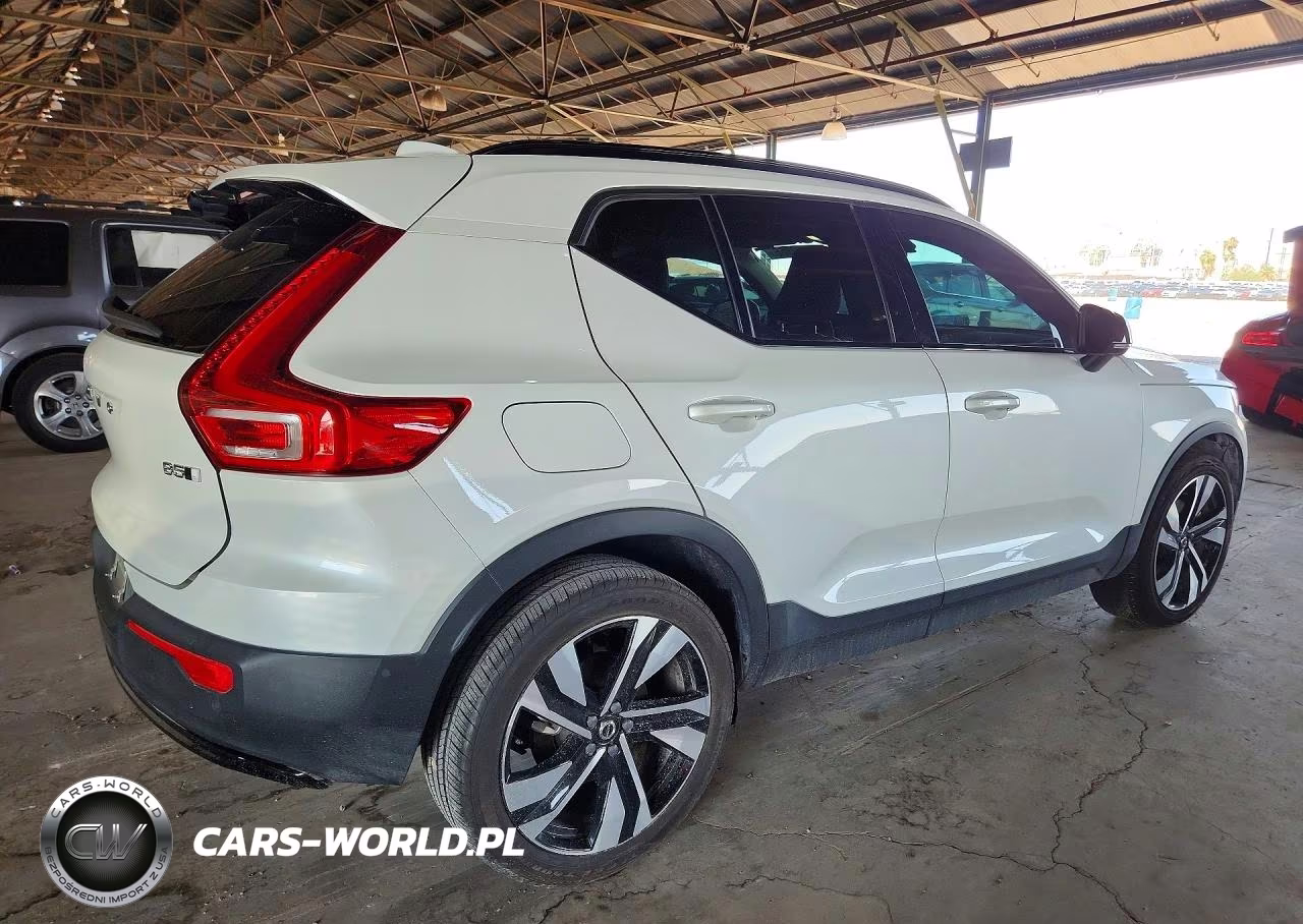 2023 Volvo Xc40 Ultimate VIN:YV4L12UX2P2943841 - 3