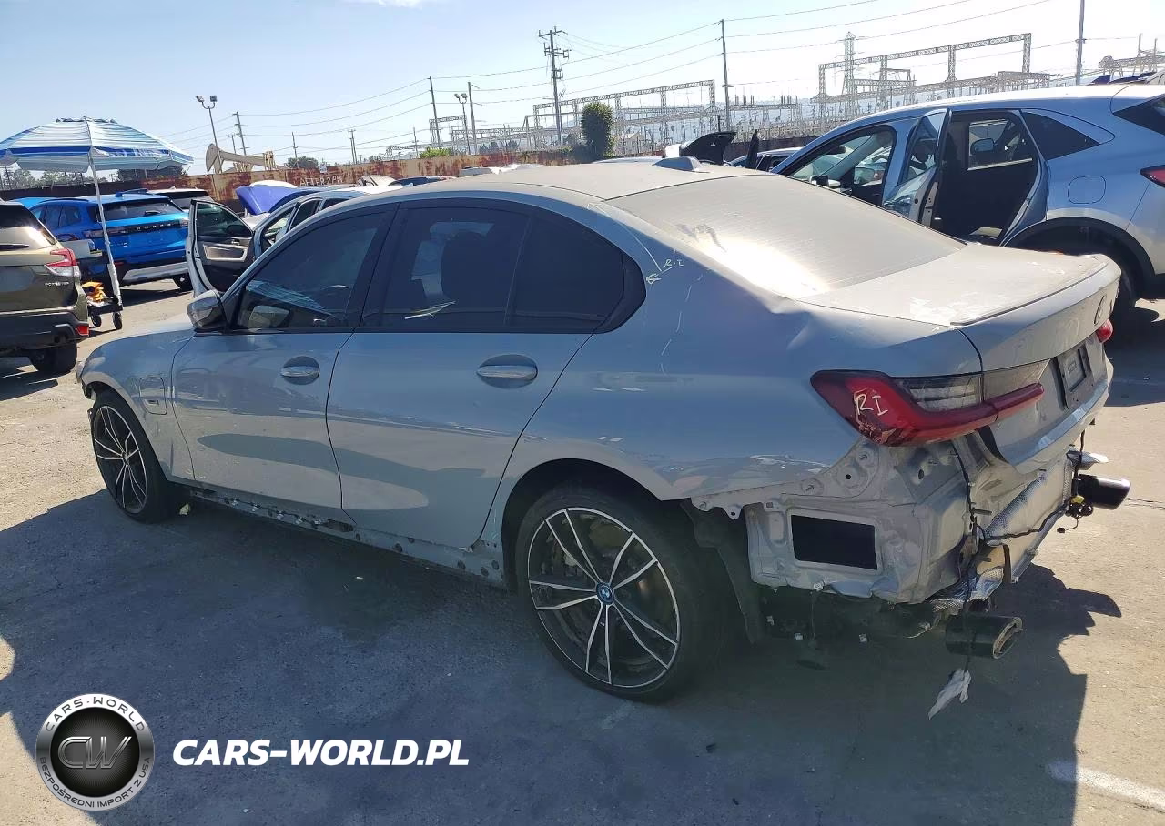 2023 BMW 3 Series 330E VIN:3MW39FF06P8C84003 - 2