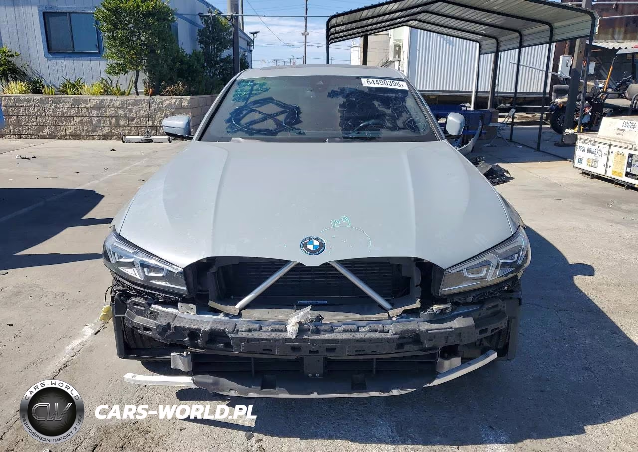 2023 BMW 3 Series 330E VIN:3MW39FF06P8C84003 - 5