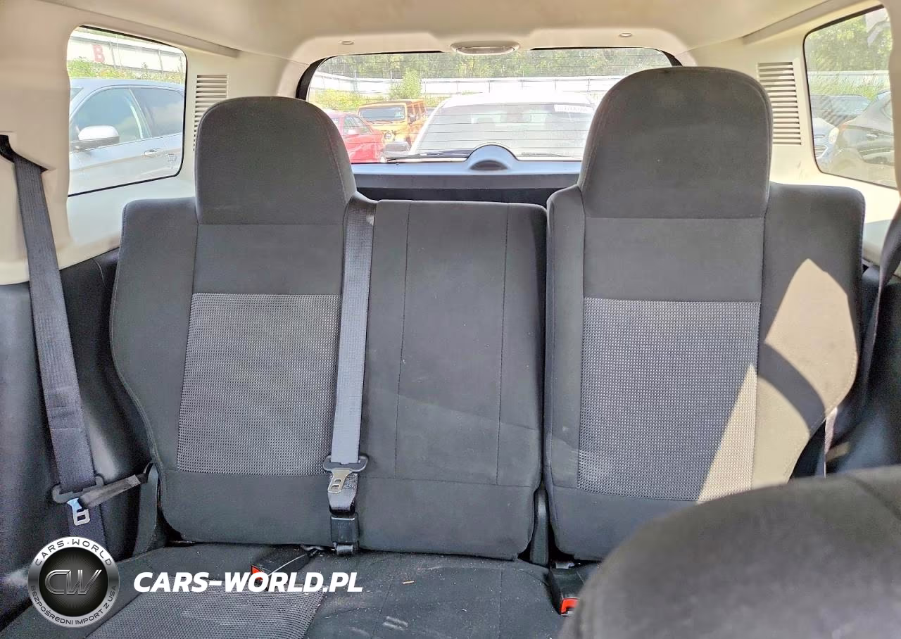2015 Jeep Patriot Latitude VIN:1C4NJRFBXFD292354 - 10