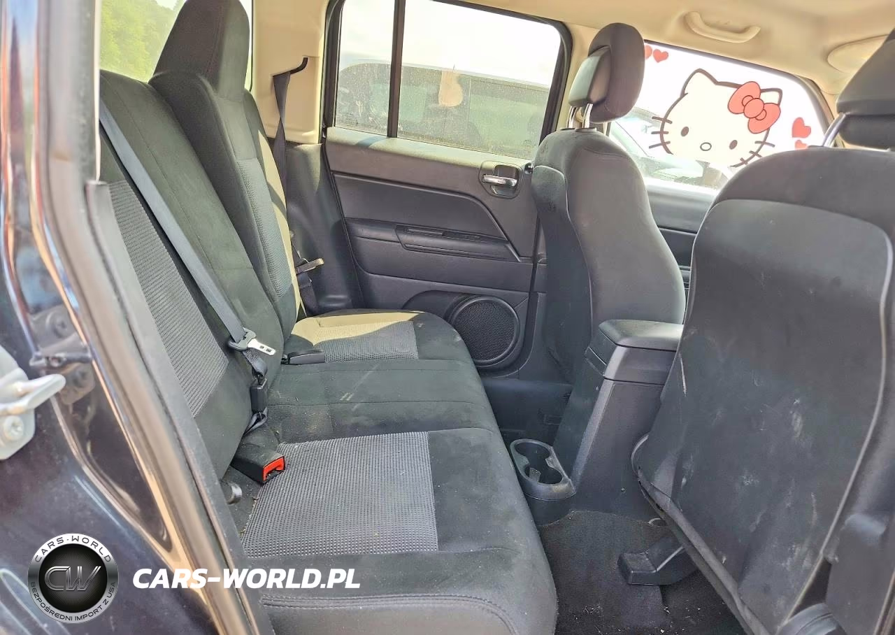 2015 Jeep Patriot Latitude VIN:1C4NJRFBXFD292354 - 11