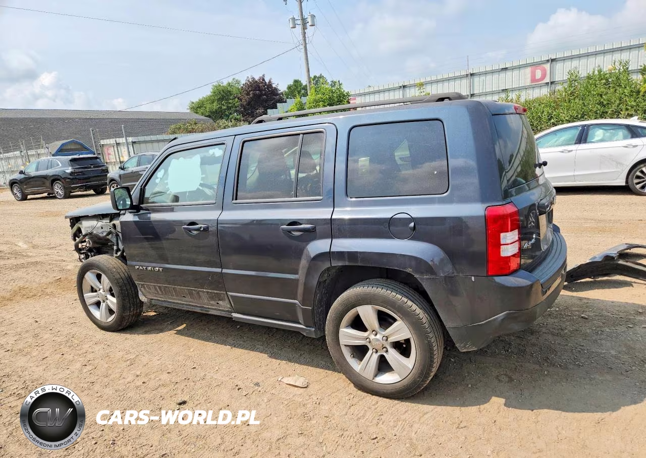2015 Jeep Patriot Latitude VIN:1C4NJRFBXFD292354 - 2