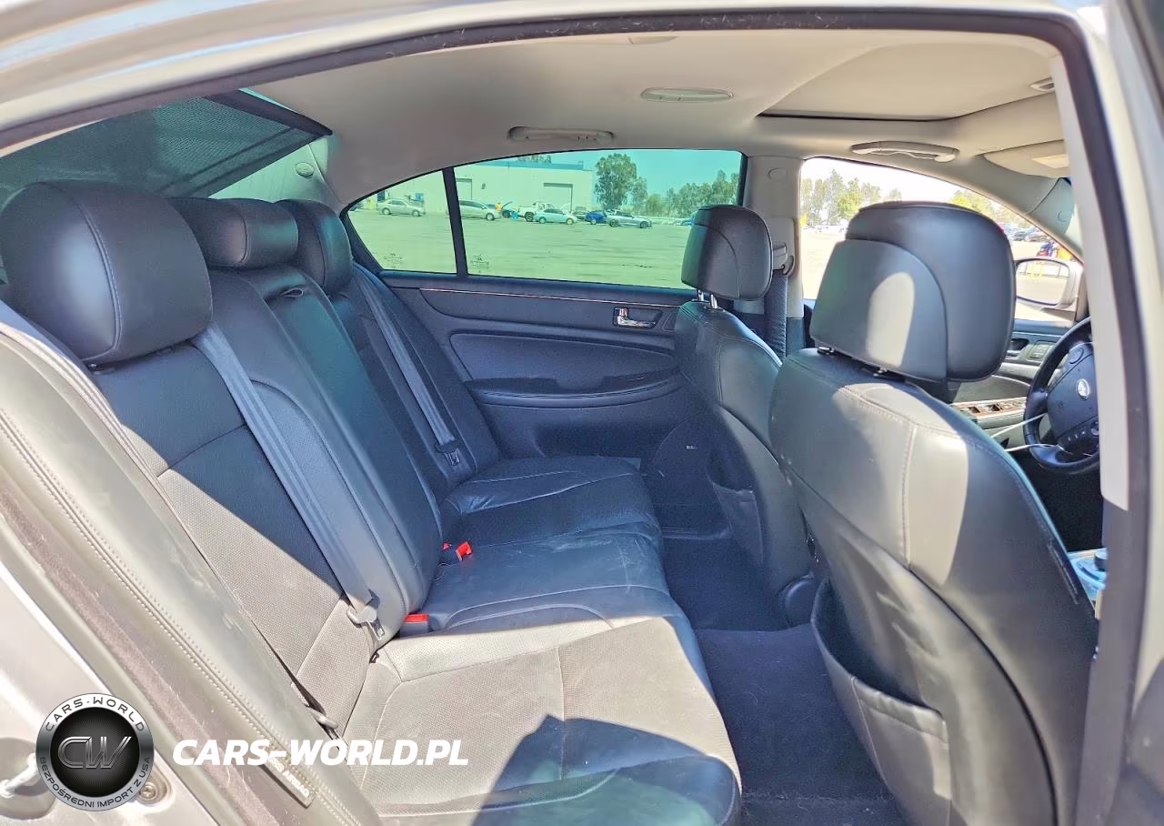 2011 Hyundai Genesis 3.8L VIN:KMHGC4DEXBU140941 - 10