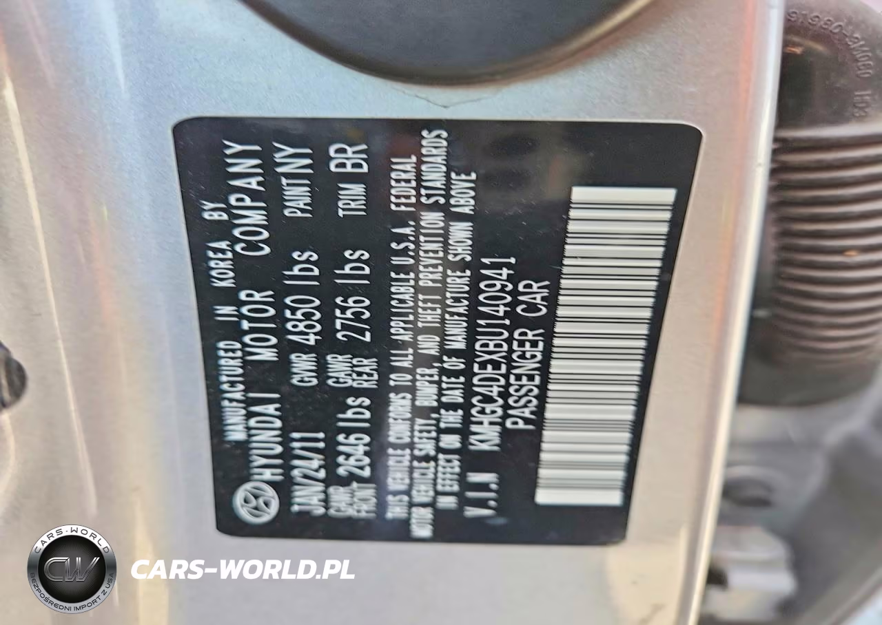 2011 Hyundai Genesis 3.8L VIN:KMHGC4DEXBU140941 - 12