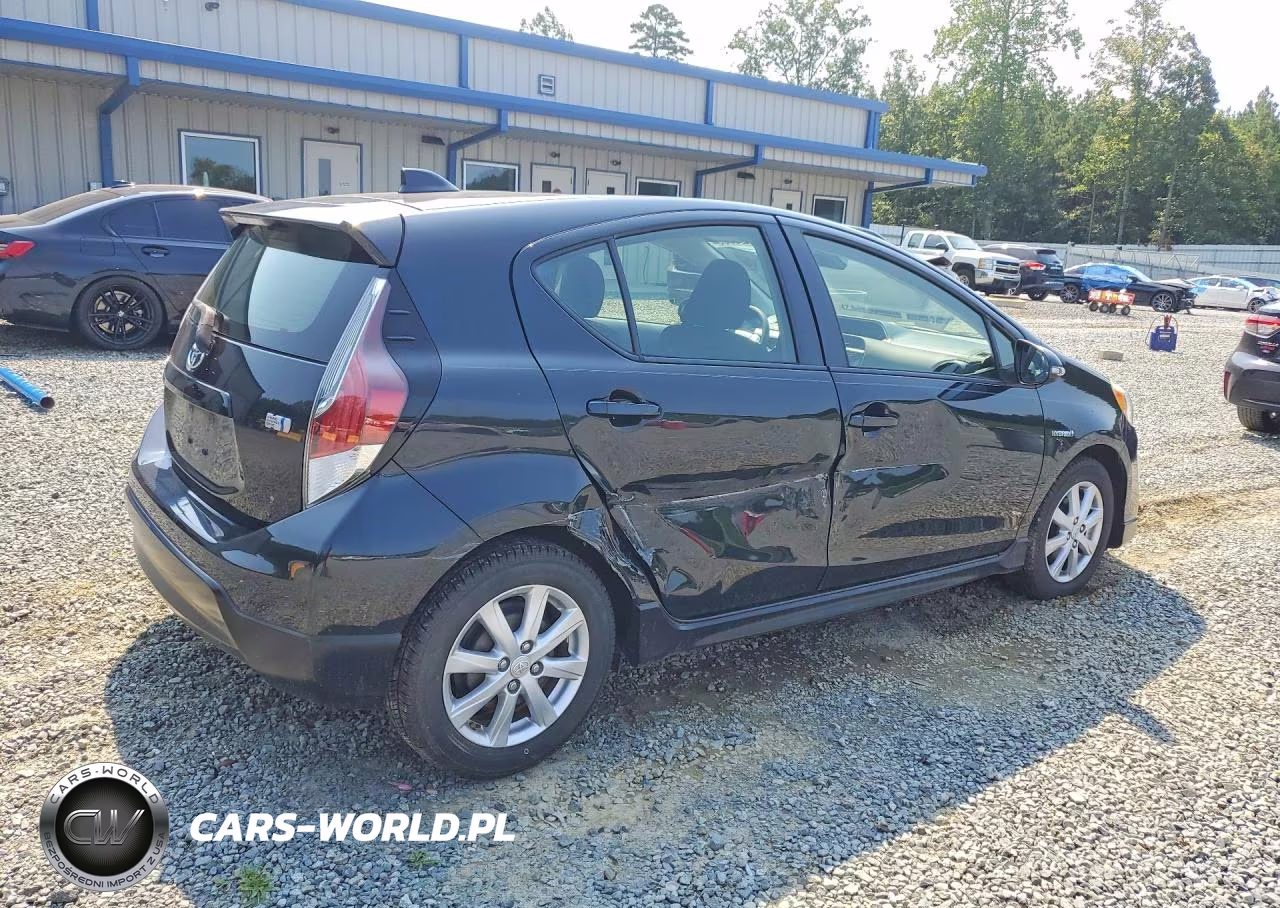 2017 Toyota Prius C Two VIN:JTDKDTB30H1592057 - 3