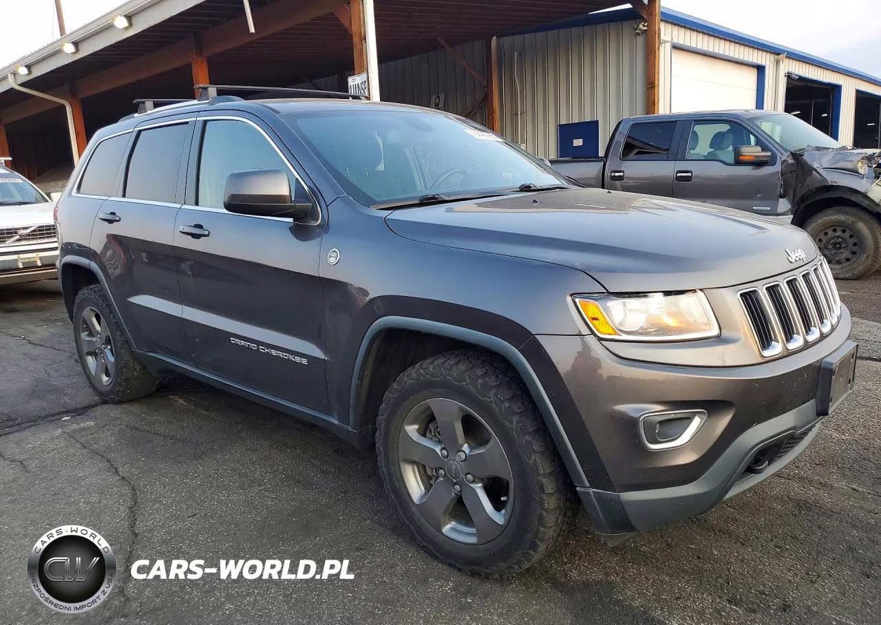 2015 Jeep Grand Cherokee Laredo VIN:1C4RJFAG1FC737993 - 4