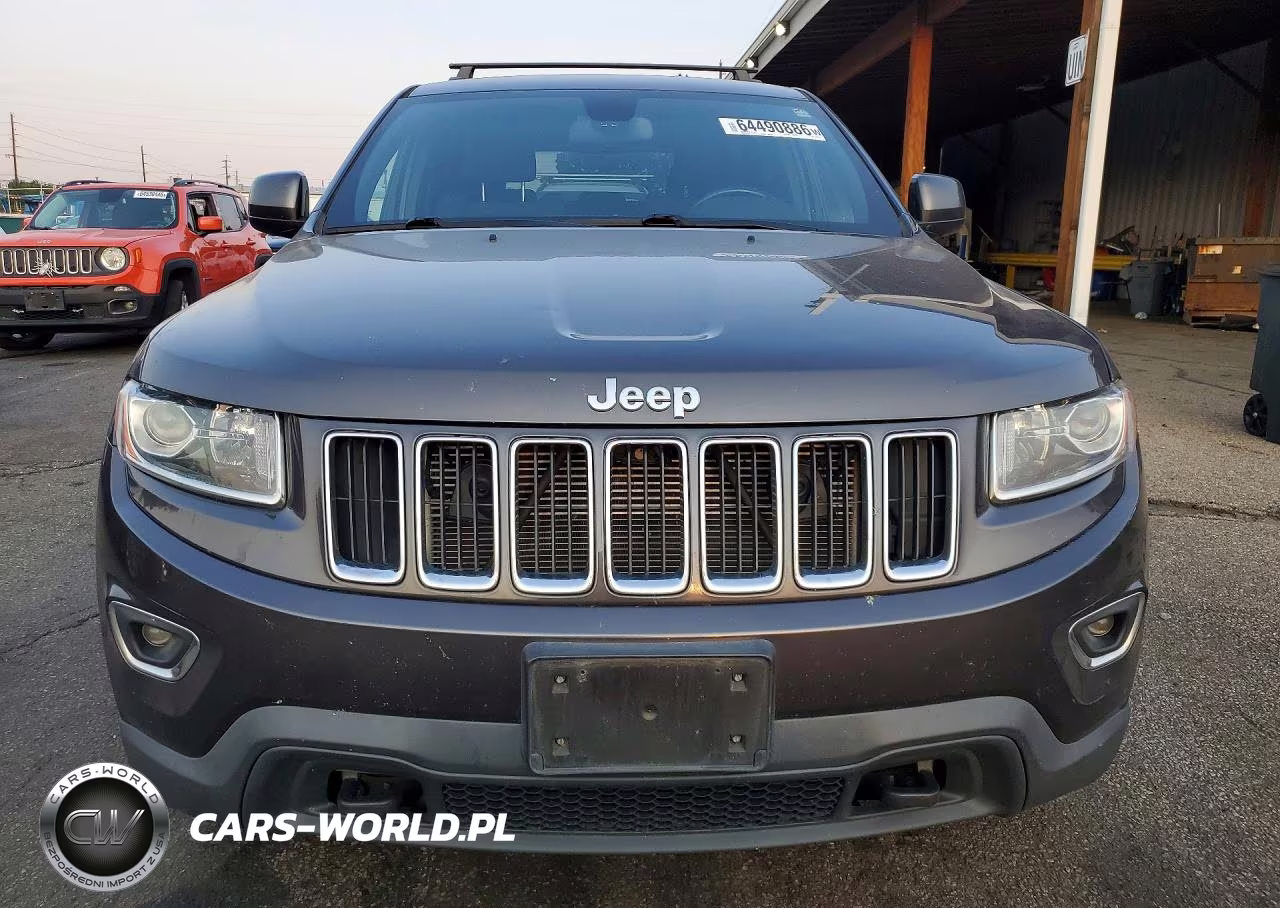 2015 Jeep Grand Cherokee Laredo VIN:1C4RJFAG1FC737993 - 5