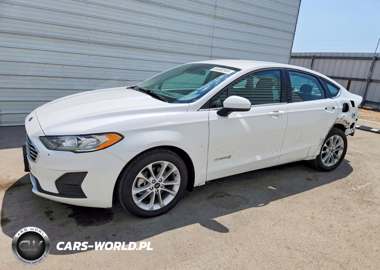 2019 Ford Fusion Se – zdjęcie 1 z 13