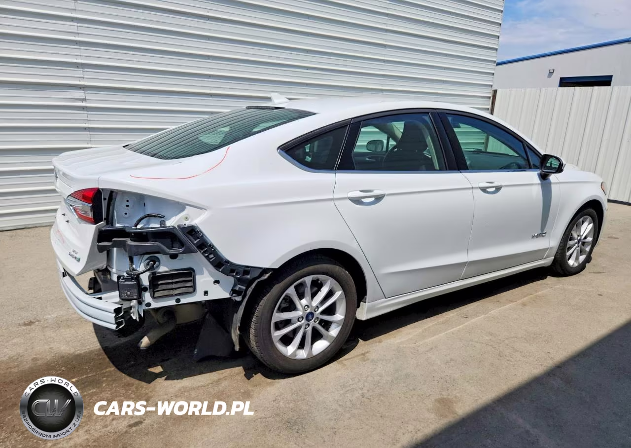 2019 Ford Fusion Se VIN:3FA6P0LU5KR263968 - 3