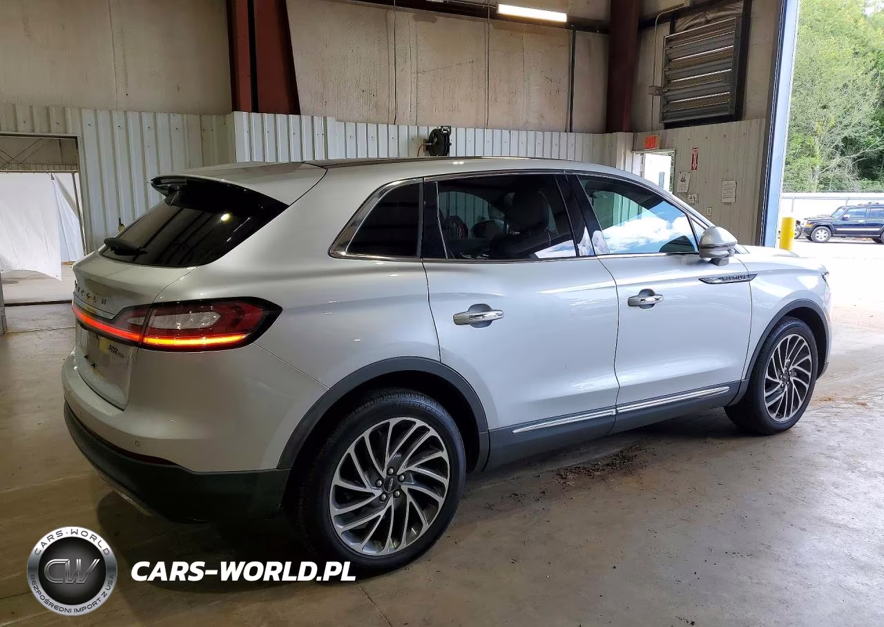 2019 Lincoln Nautilus Reserve VIN:2LMPJ8L99KBL50507 - 3