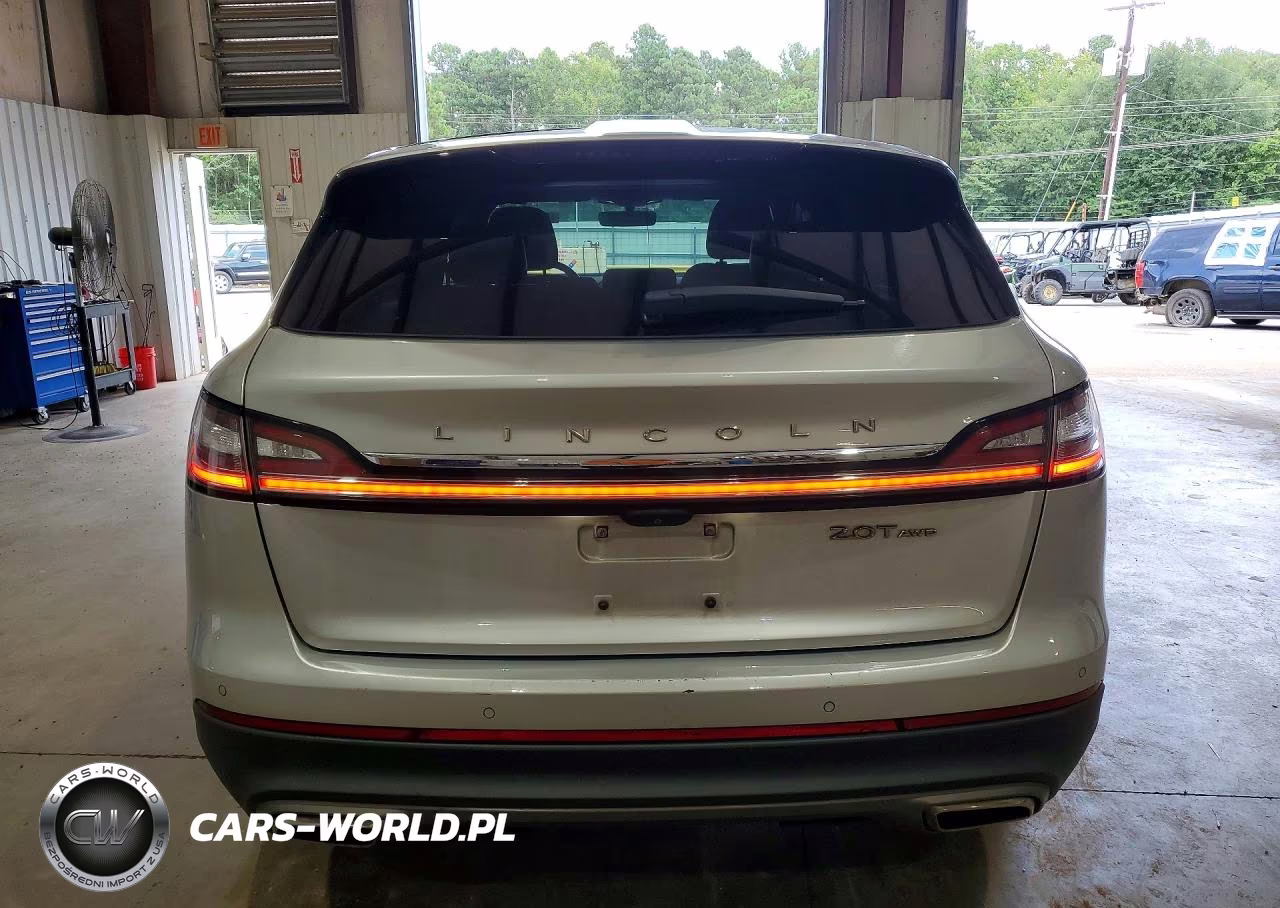 2019 Lincoln Nautilus Reserve VIN:2LMPJ8L99KBL50507 - 6