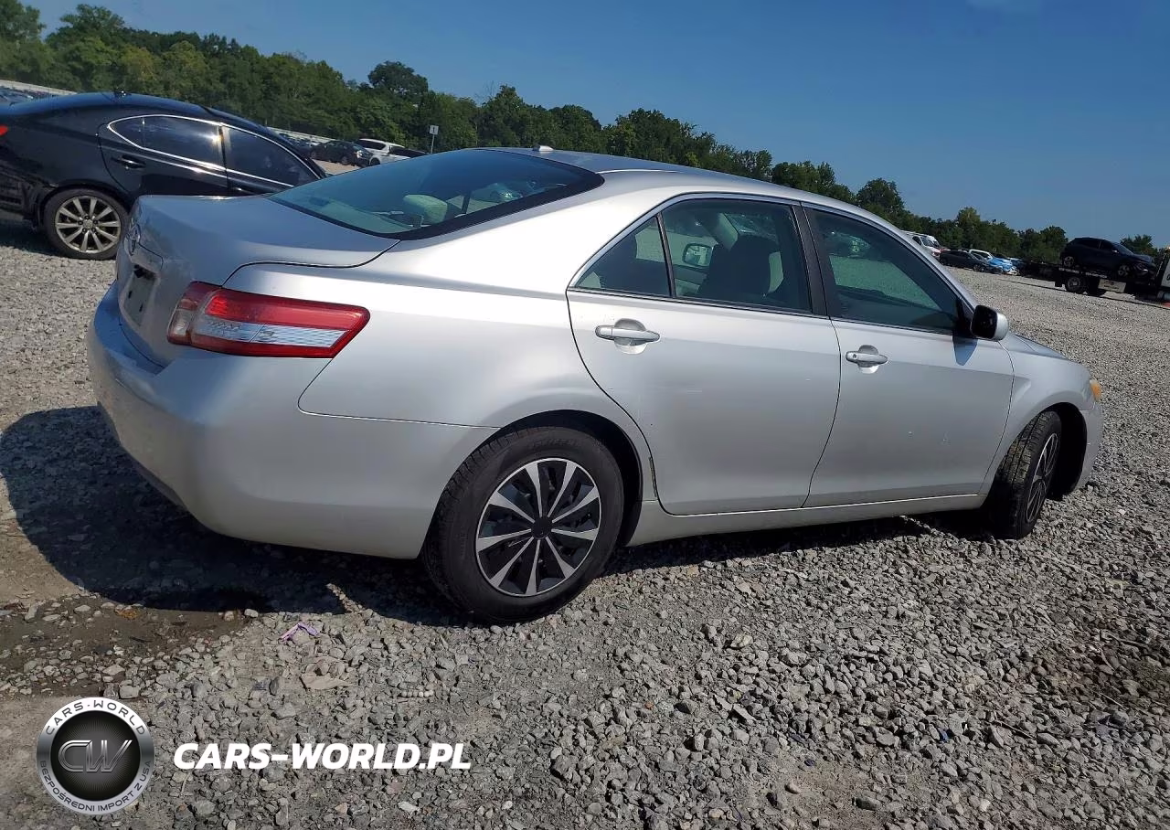 2010 Toyota Camry Base VIN:4T1BF3EK7AU077117 - 3