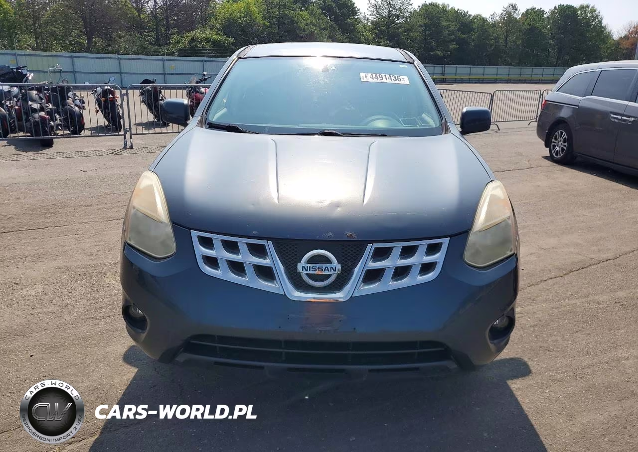 2013 Nissan Rogue S VIN:JN8AS5MV7DW135842 - 5