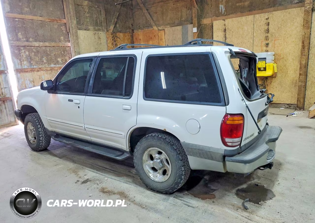 1999 Ford Explorer VIN:1FMZU34E5XZB10773 - 2