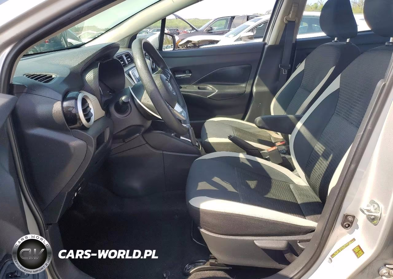 2020 Nissan Versa Sv VIN:3N1CN8EV0LL826813 - 7