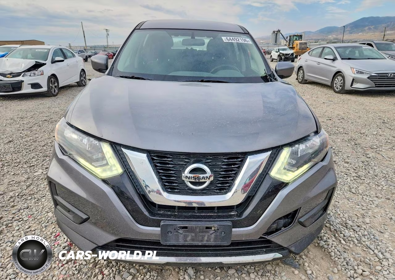 2017 Nissan Rogue S VIN:JN8AT2MVXHW251893 - 5