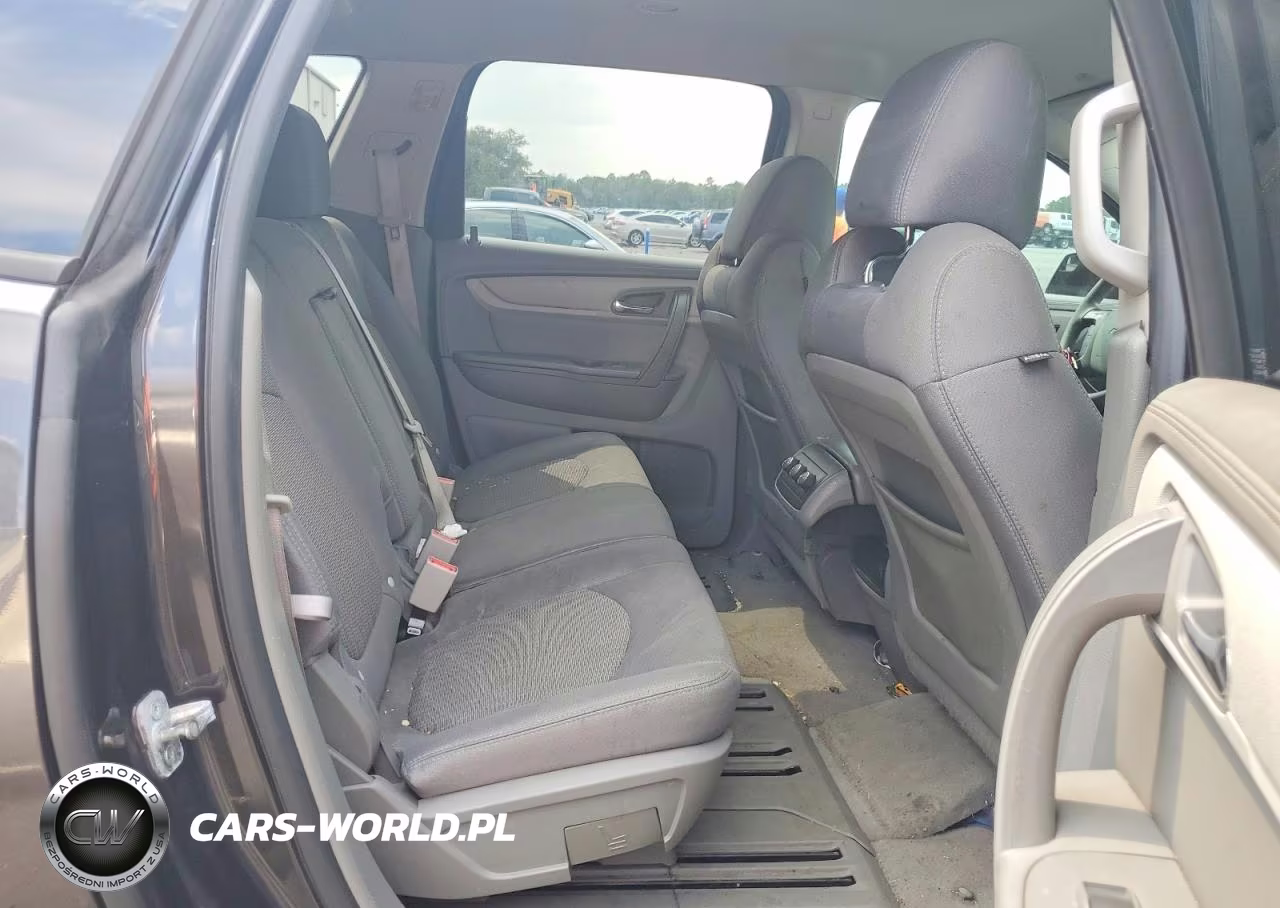 2013 Chevrolet Traverse Ls VIN:1GNKRFKD8DJ249980 - 10