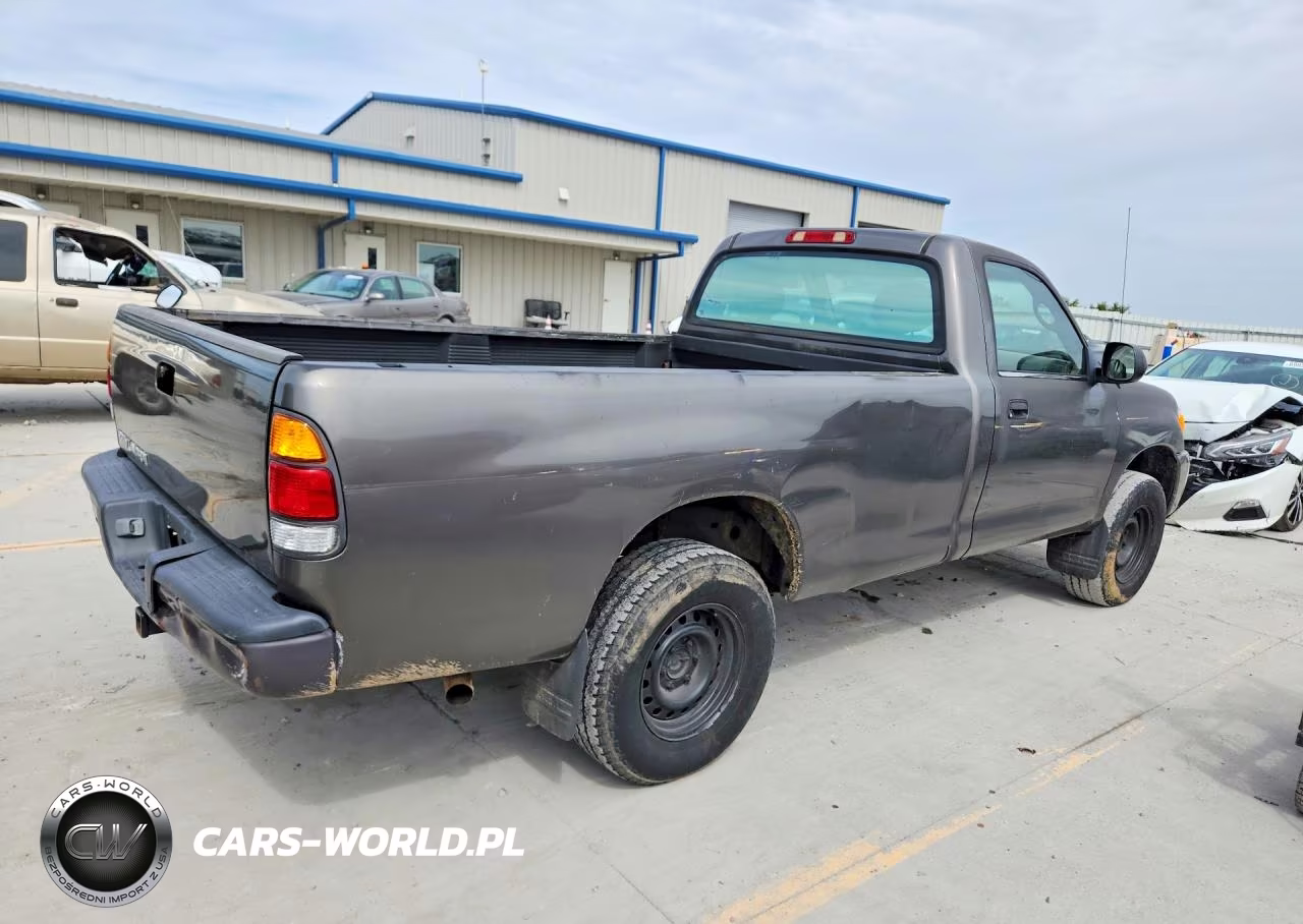 2003 Toyota Tundra Base VIN:5TBJN32103S390279 - 3