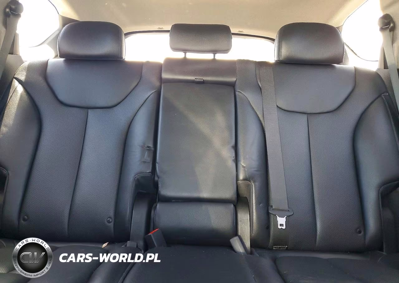 2020 Hyundai Santa Fe Limited VIN:5NMS53AD6LH224813 - 10