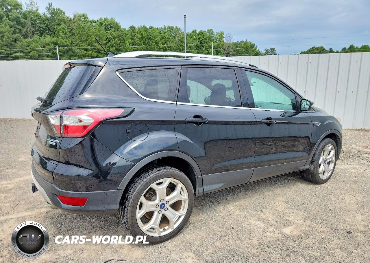 2018 Ford Escape Titanium VIN:1FMCU9J95JUB37234 - 3