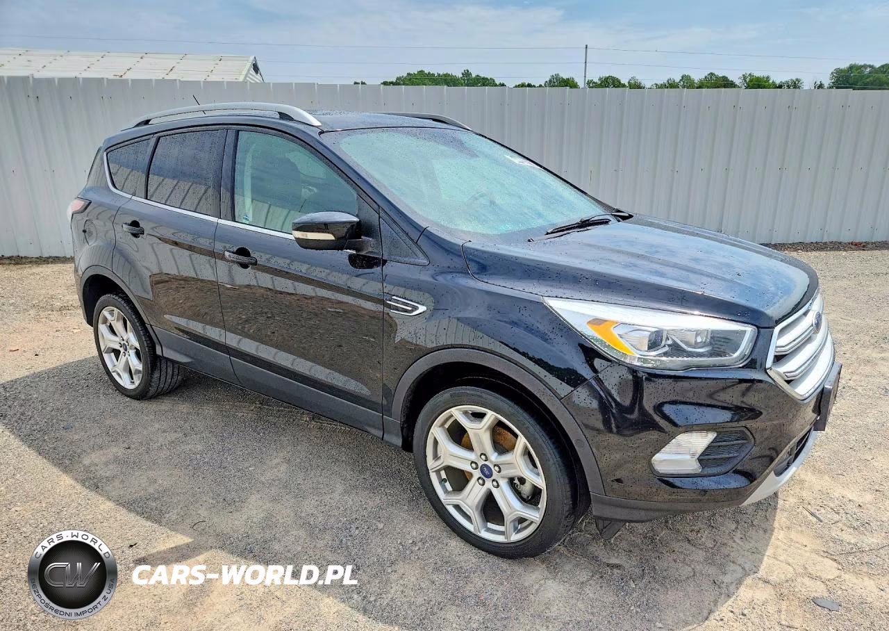 2018 Ford Escape Titanium VIN:1FMCU9J95JUB37234 - 4