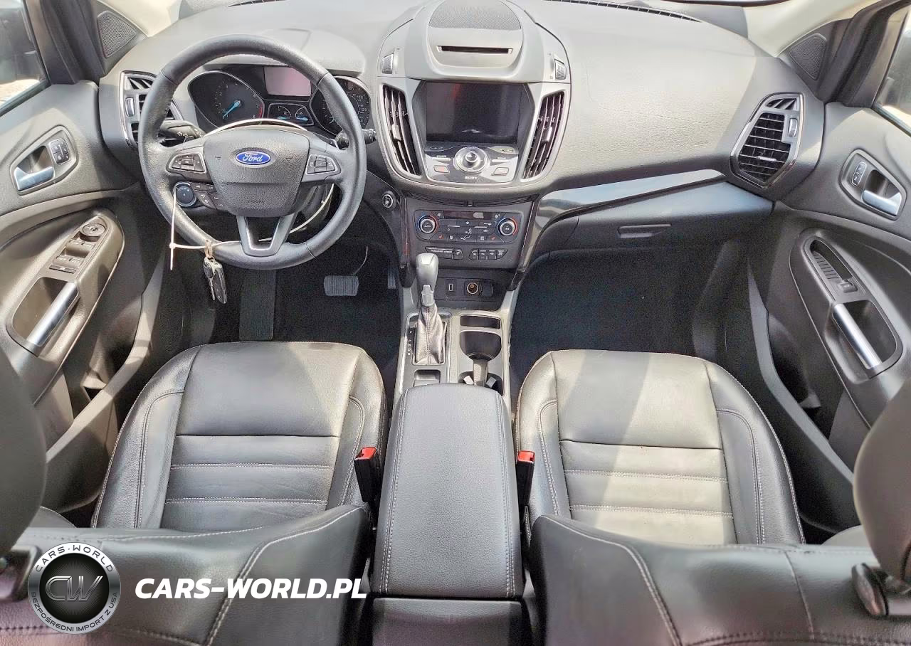 2018 Ford Escape Titanium VIN:1FMCU9J95JUB37234 - 8
