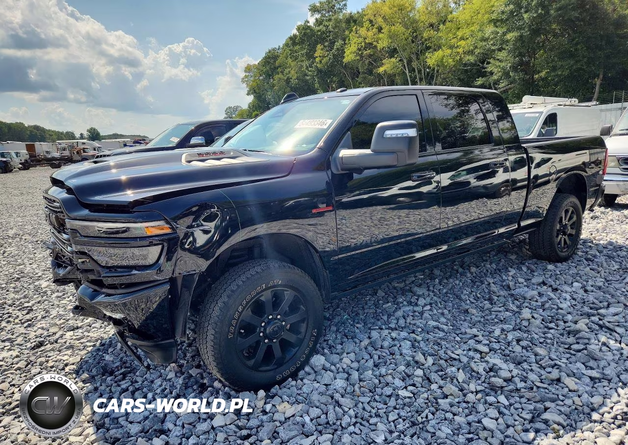 2025 Ram 3500 Laramie VIN:3C63R3ML4SG505456 - 1