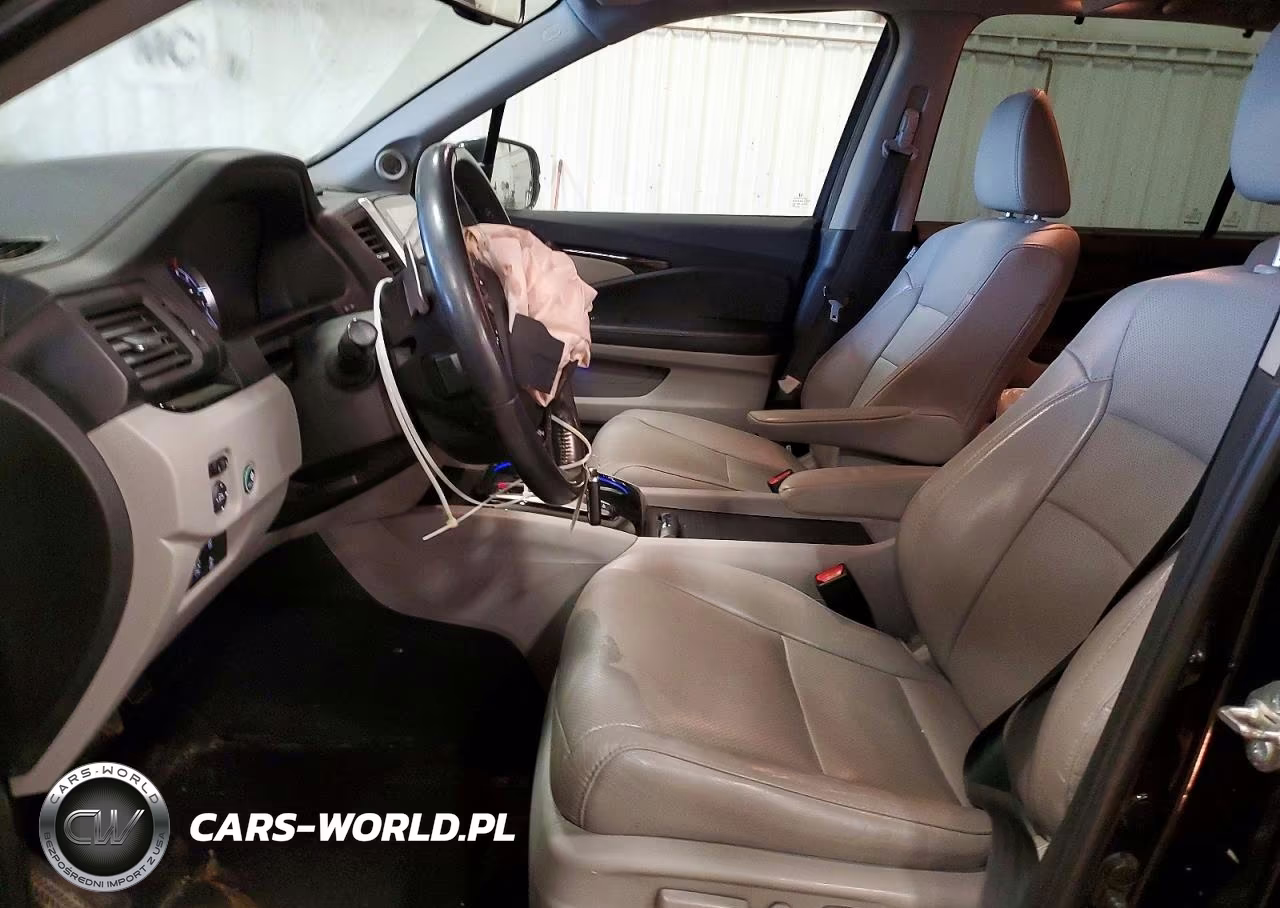 2018 Honda Pilot Elite VIN:5FNYF6H02JB009133 - 7