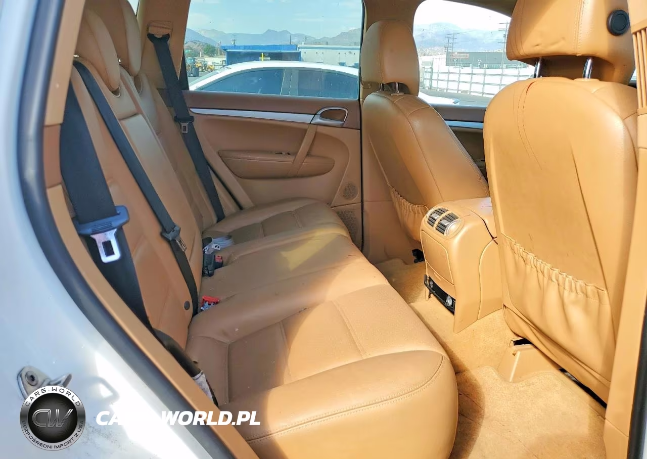 2010 Porsche Cayenne VIN:WP1AA2AP2ALA02694 - 11