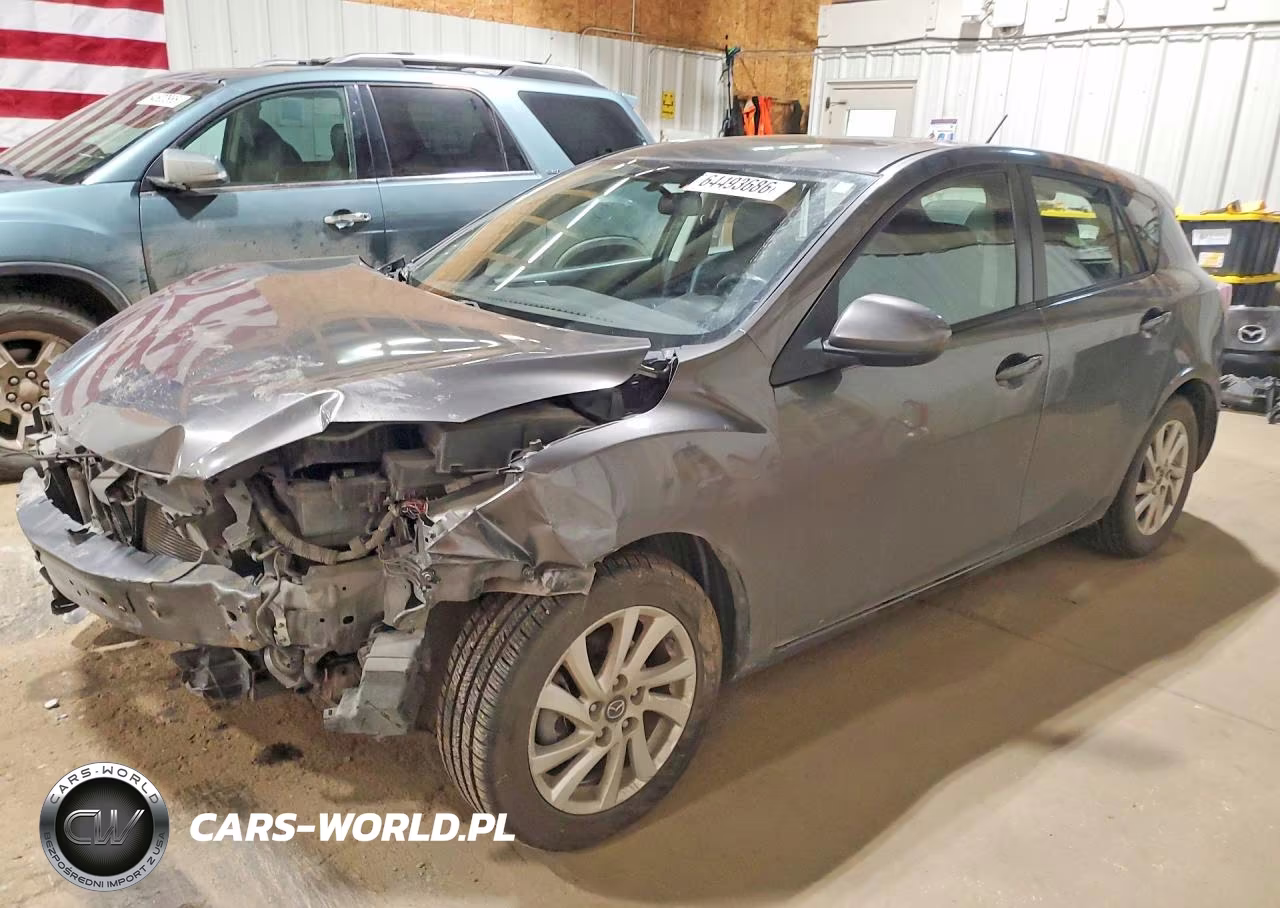 2013 Mazda 3 I