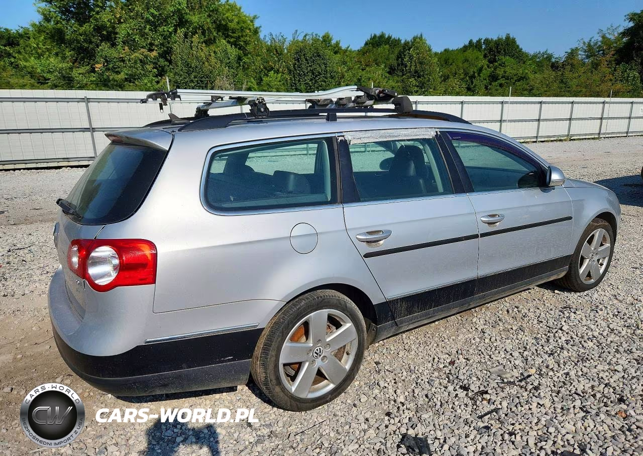 2009 Volkswagen Passat Wagon Turbo VIN:WVWXK73C99E011828 - 3