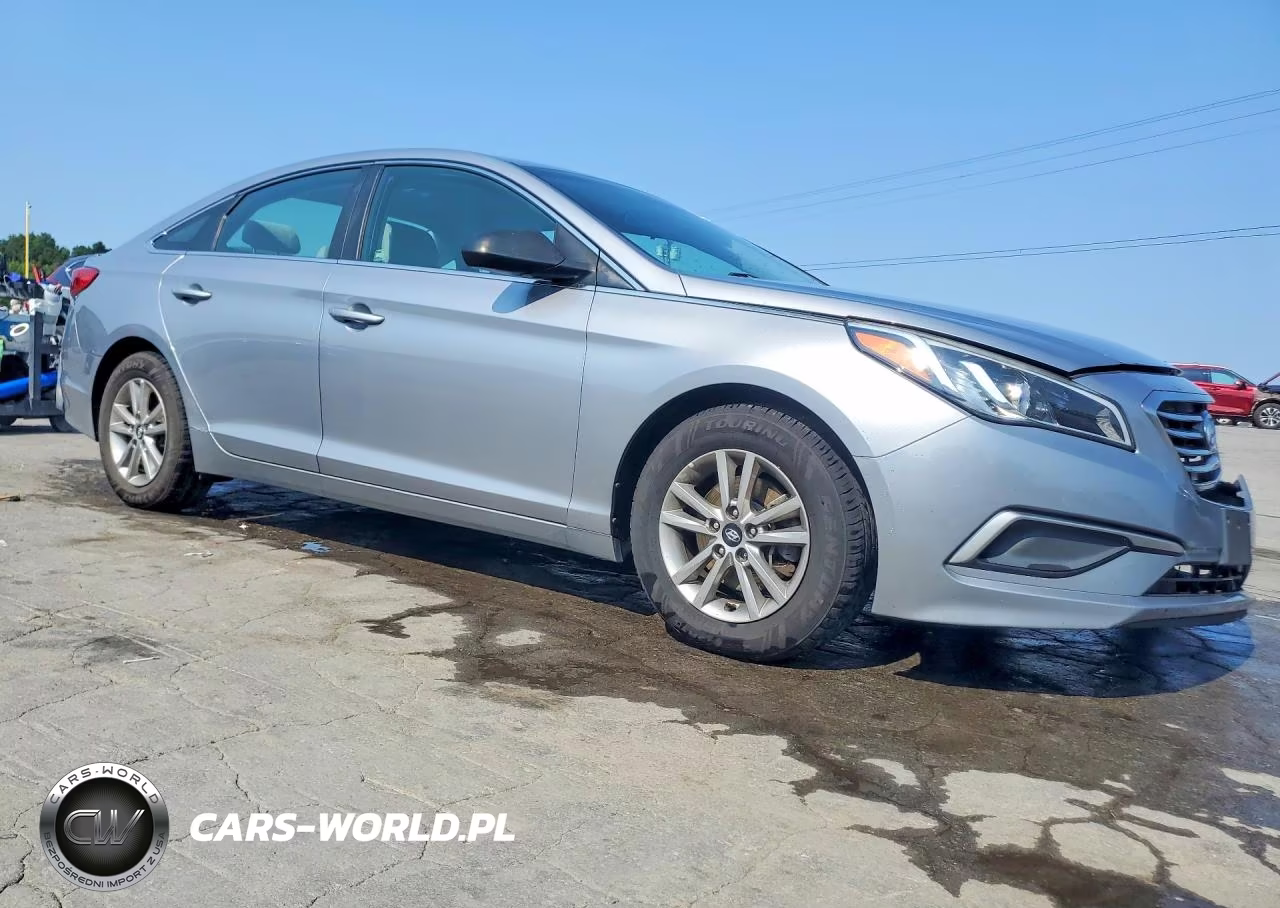 2016 Hyundai Sonata Se VIN:5NPE24AF3GH292590 - 4