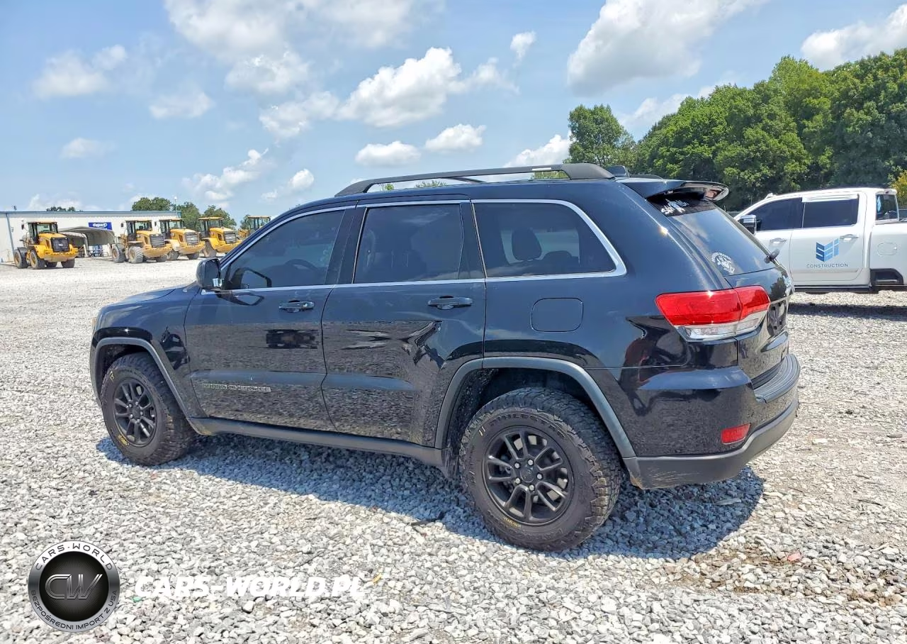 2018 Jeep Grand Cherokee Laredo VIN:1C4RJEAG1JC447661 - 2