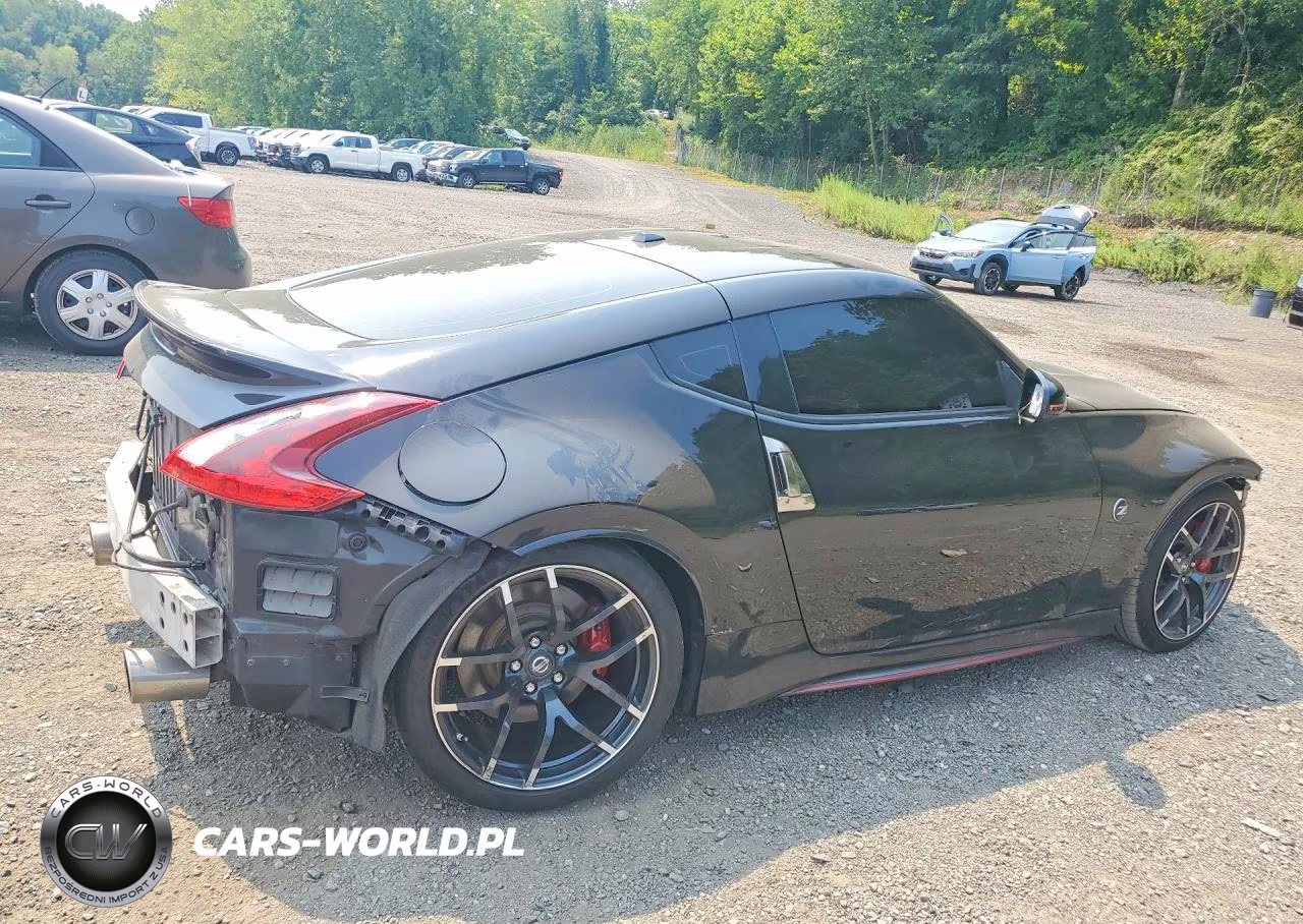 2018 Nissan 370Z Nismo Tech VIN:JN1AZ4EHXJM572125 - 3